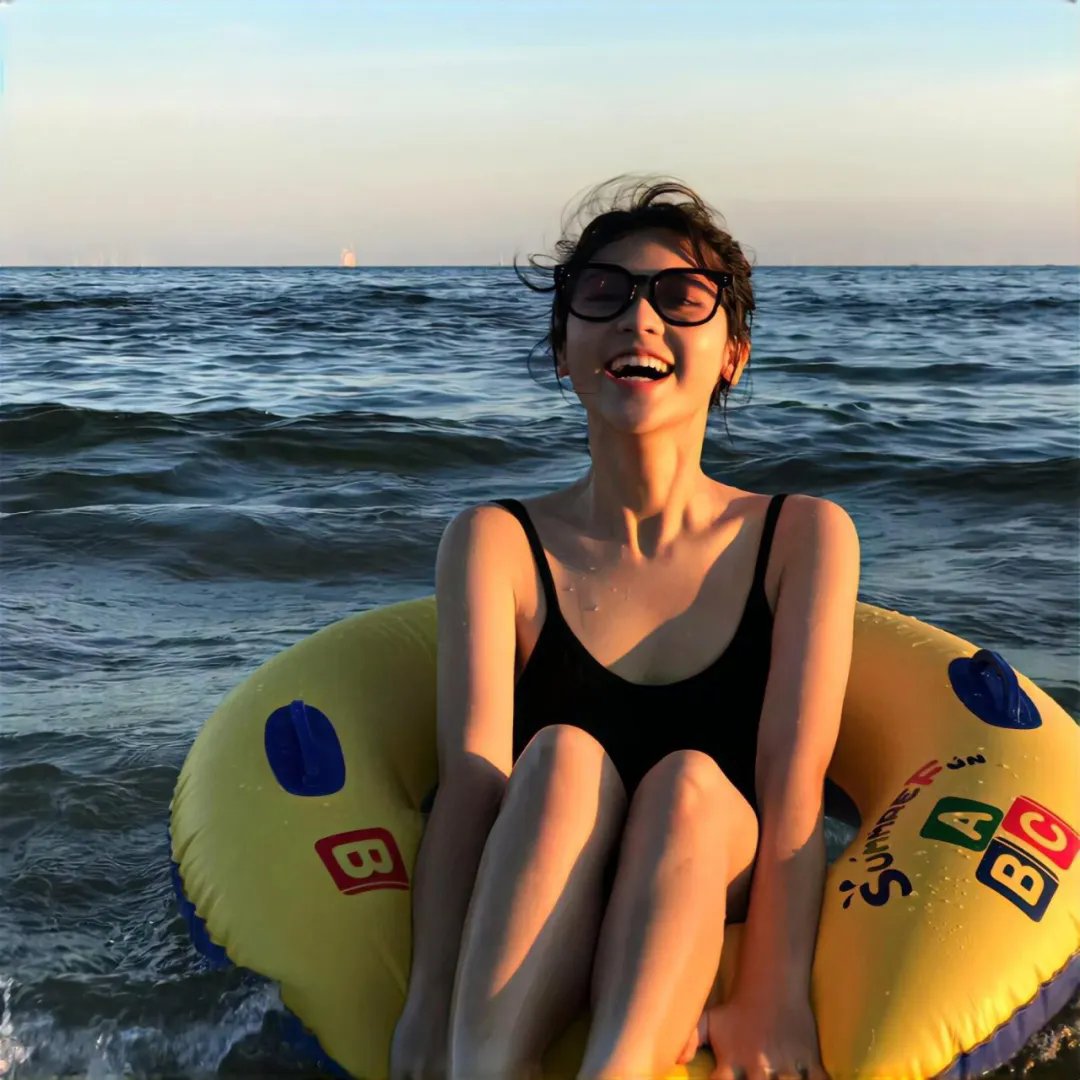 《爱爱全都录》海报