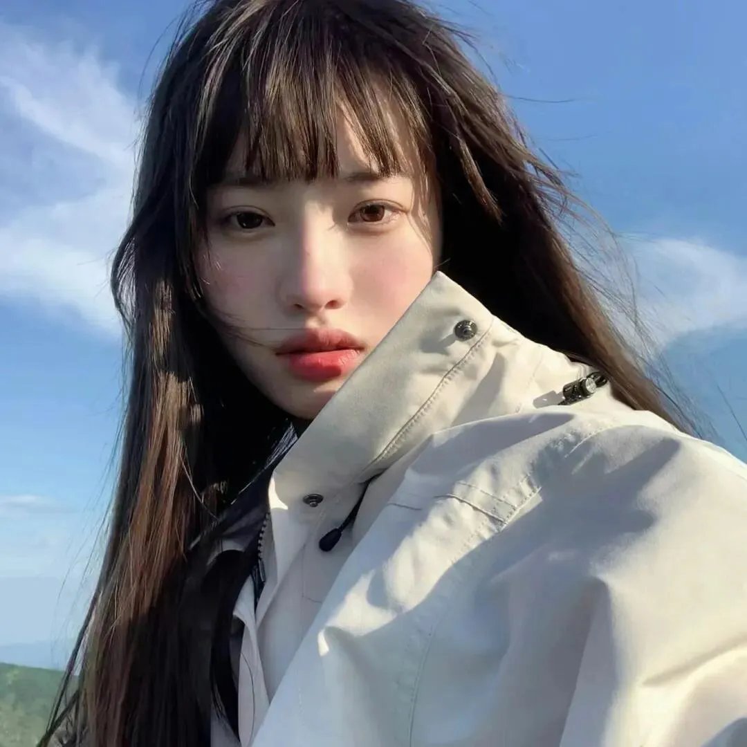 《锦绣年华》海报