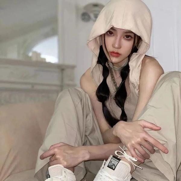 《黄阿丽：小眼镜蛇》海报